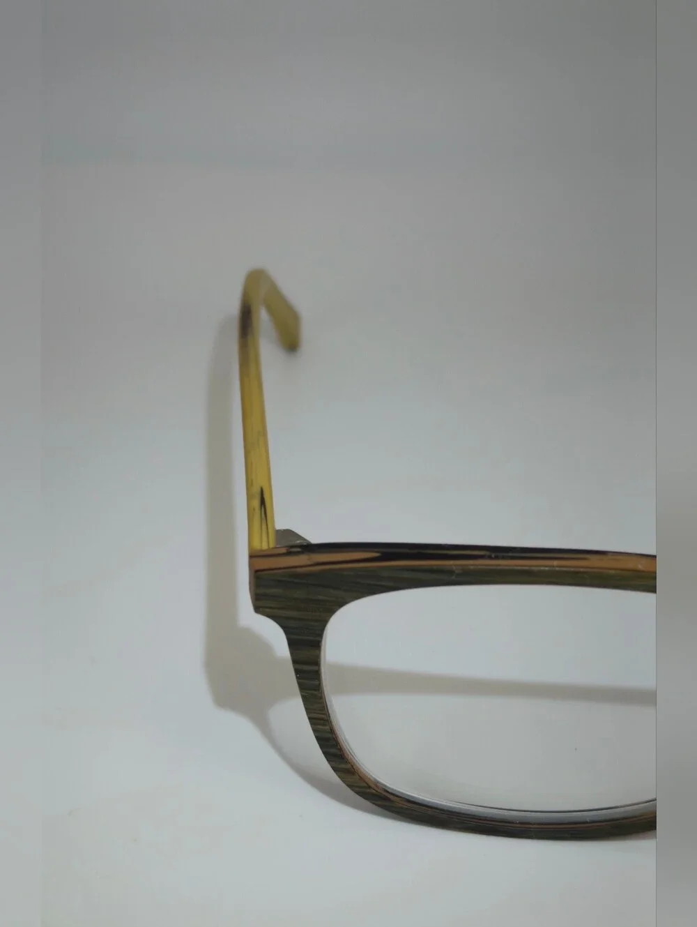 Botanist. Square Woodgrain Frame Acetate.
